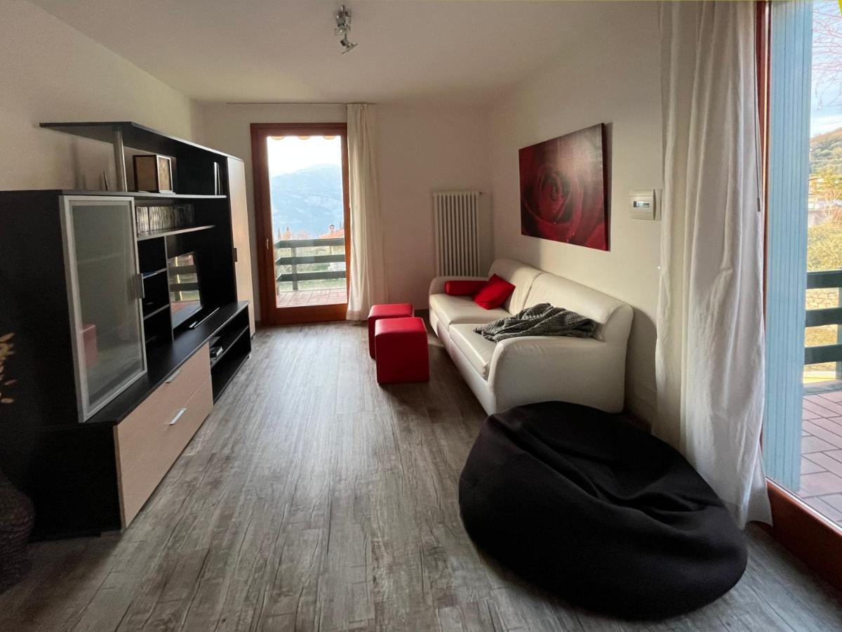 Apartment Claudia מאלצ'סינה מראה חיצוני תמונה
