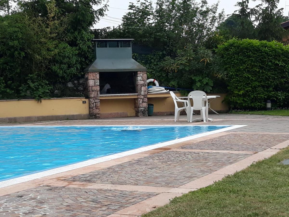 Apartment Claudia מאלצ'סינה מראה חיצוני תמונה